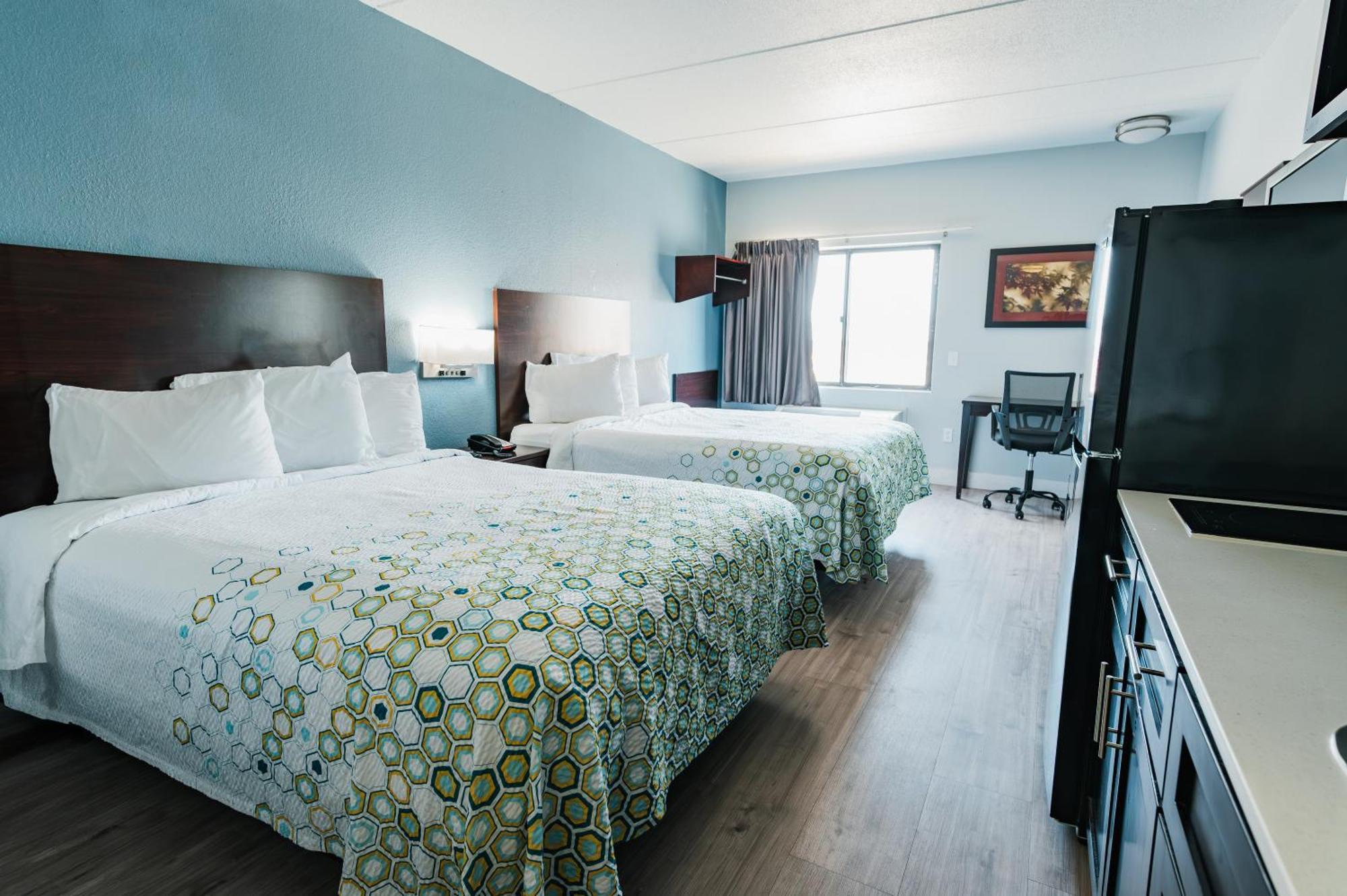Hometowne Studios By Red Roof San Antonio - Seaworld Northwest Екстер'єр фото